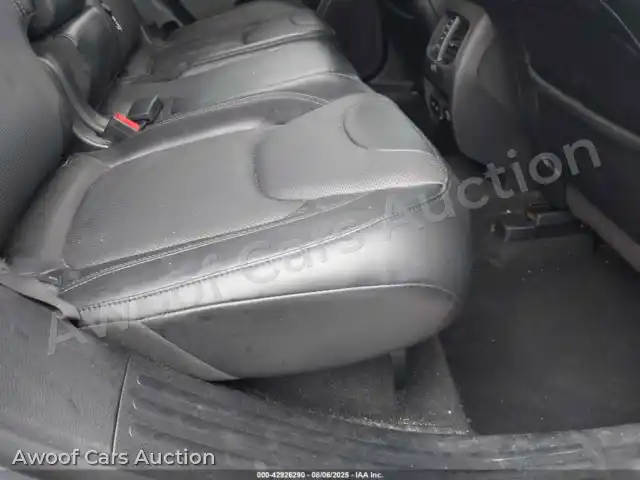 2019 Jeep Cherokee 1C4PJLDBXKD454115 — Iaai auction photo 8