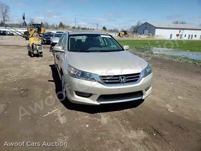 2013 Honda Accord 1HGCR3F86DA028680 — photo 13 de la vente Copart